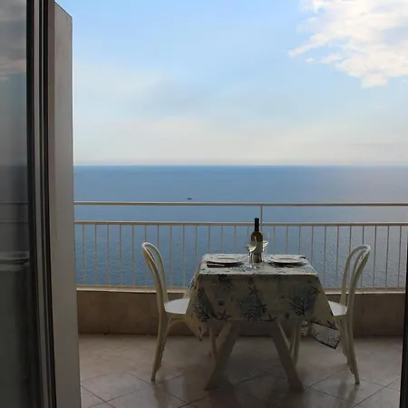아파트 Sea View 산레모